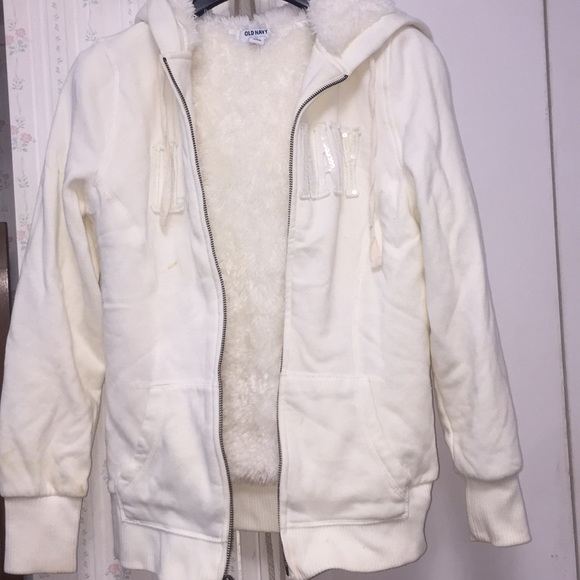Old Navy Tops - Cozy hoody - sooo warm - used.
